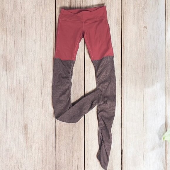ALO Yoga Goddess Leggings Red Velvet Stormy Heather Knit Gray Size Small - Picture 3 of 6